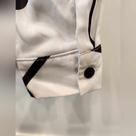 ASOS Relaxed Blouse, Black and White, Size US 6 - Picture 4 of 6